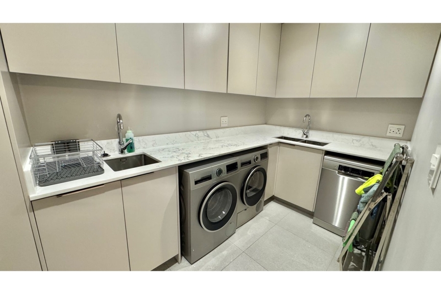 To Let 3 Bedroom Property for Rent in Clifton Western Cape